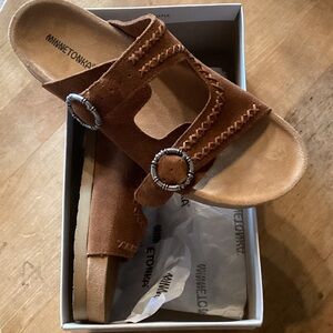 Minnetonka Tan Suede Slide Sandals